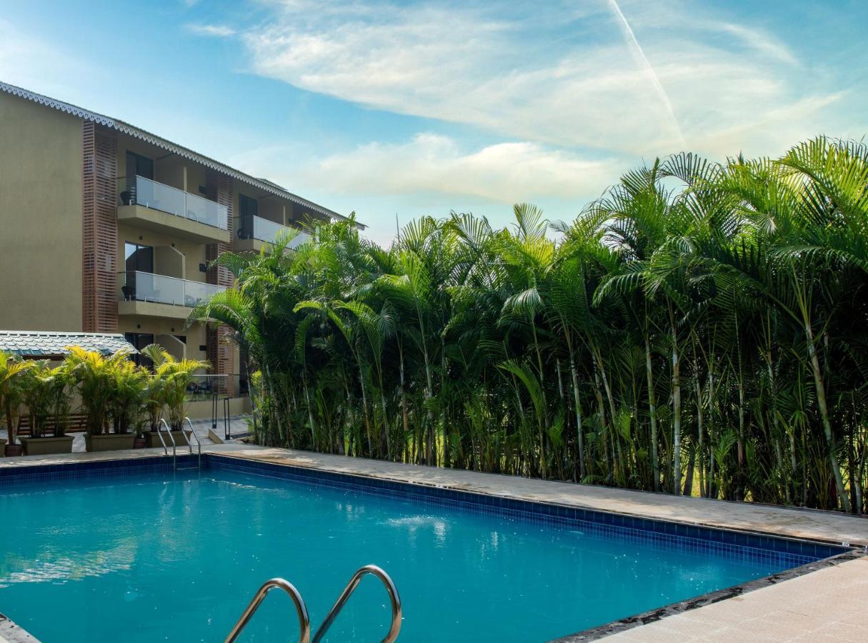 Paramount Riverfront Resort & Spa, Karjat Bagian luar foto