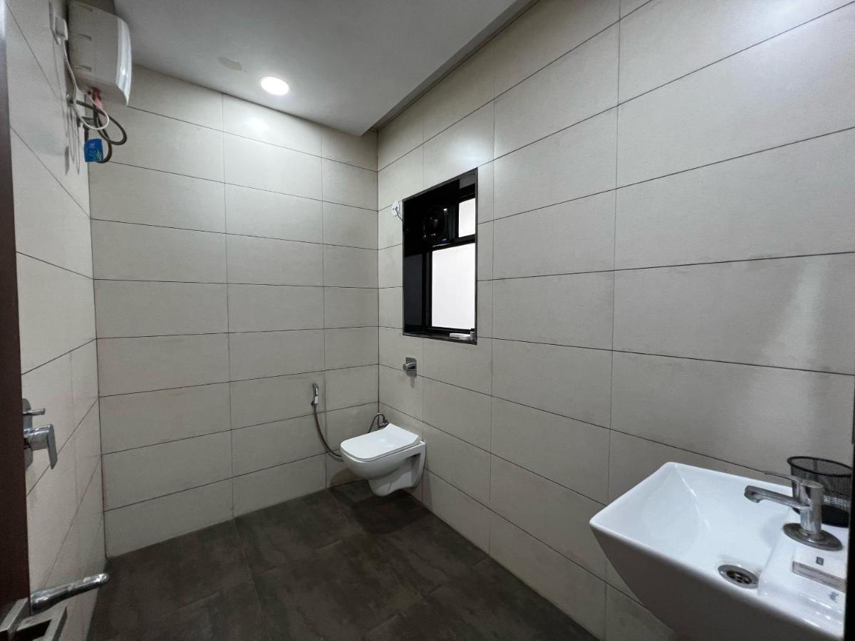 Paramount Riverfront Resort & Spa, Karjat Bagian luar foto