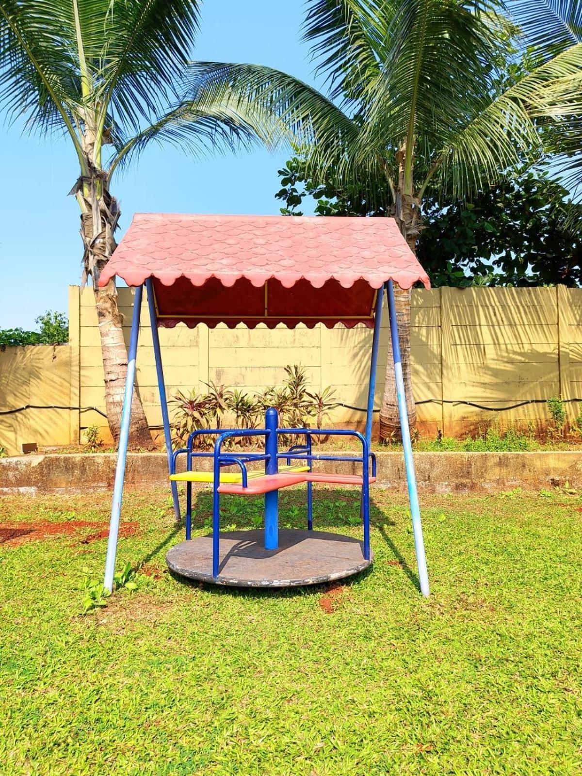 Paramount Riverfront Resort & Spa, Karjat Bagian luar foto